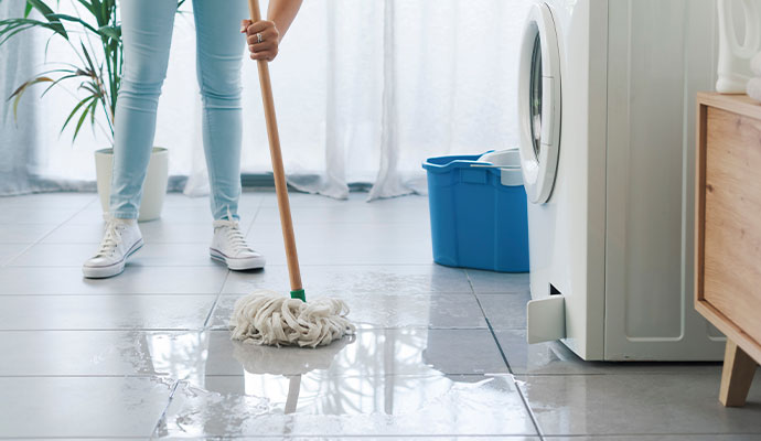 The Best Tips for Cleaning Up After A Washing Machine 